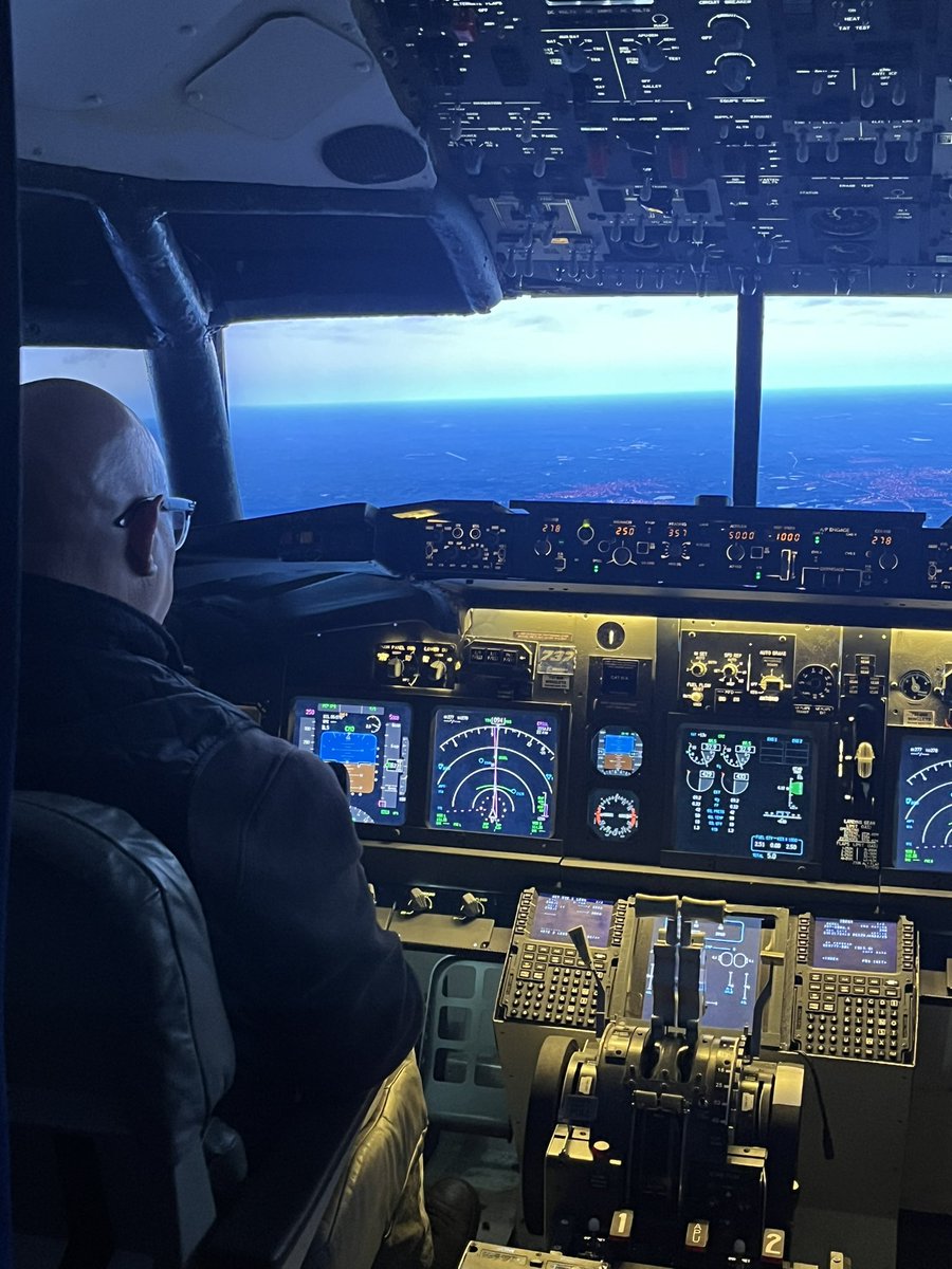 ✈️Leigh and Max (Father &amp; Son) Flying Heathrow to Eindhoven ✈️
🌟Smooth Flight, Great Landing🌟

😱Book Now 35% OFF SALE ends soon!😱
👉britanniaflightsimulator.co.uk👈

#gift #barnsley #giftideas #pilot #PilotTraining #training #thingstodo #flying
