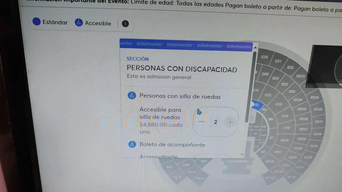 Tocará comprar silla de ruedas.

#HOPE_ON_THE_STAGE_TOUR_CDMX