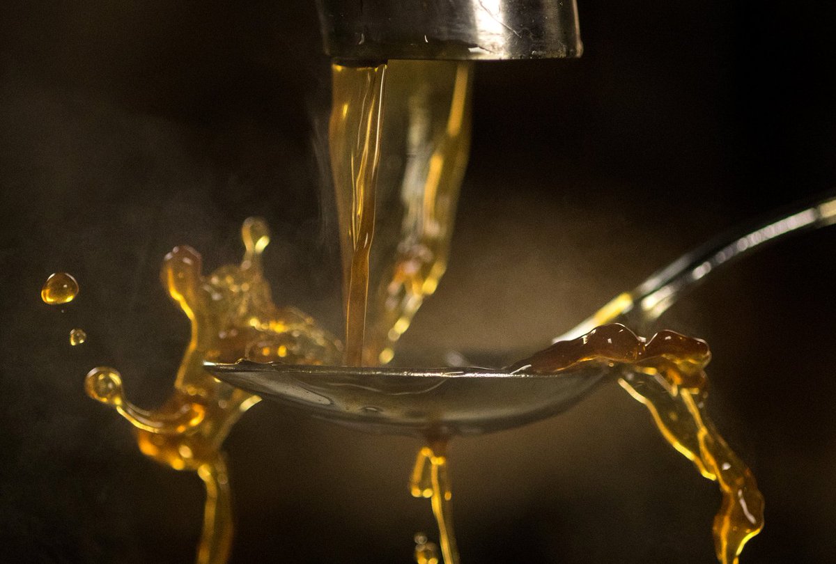 connectmnetwork's tweet image. Quebec’s maple syrup industry fears major losses if Trump imposes 25% tariffs on Canadian exports. With the U.S. accounting for 55% of Quebec’s syrup exports, producers may turn to Europe &amp;amp; Asia or seek provincial support to weather the storm. #MapleSyrup #Quebec #USCanadaTrade