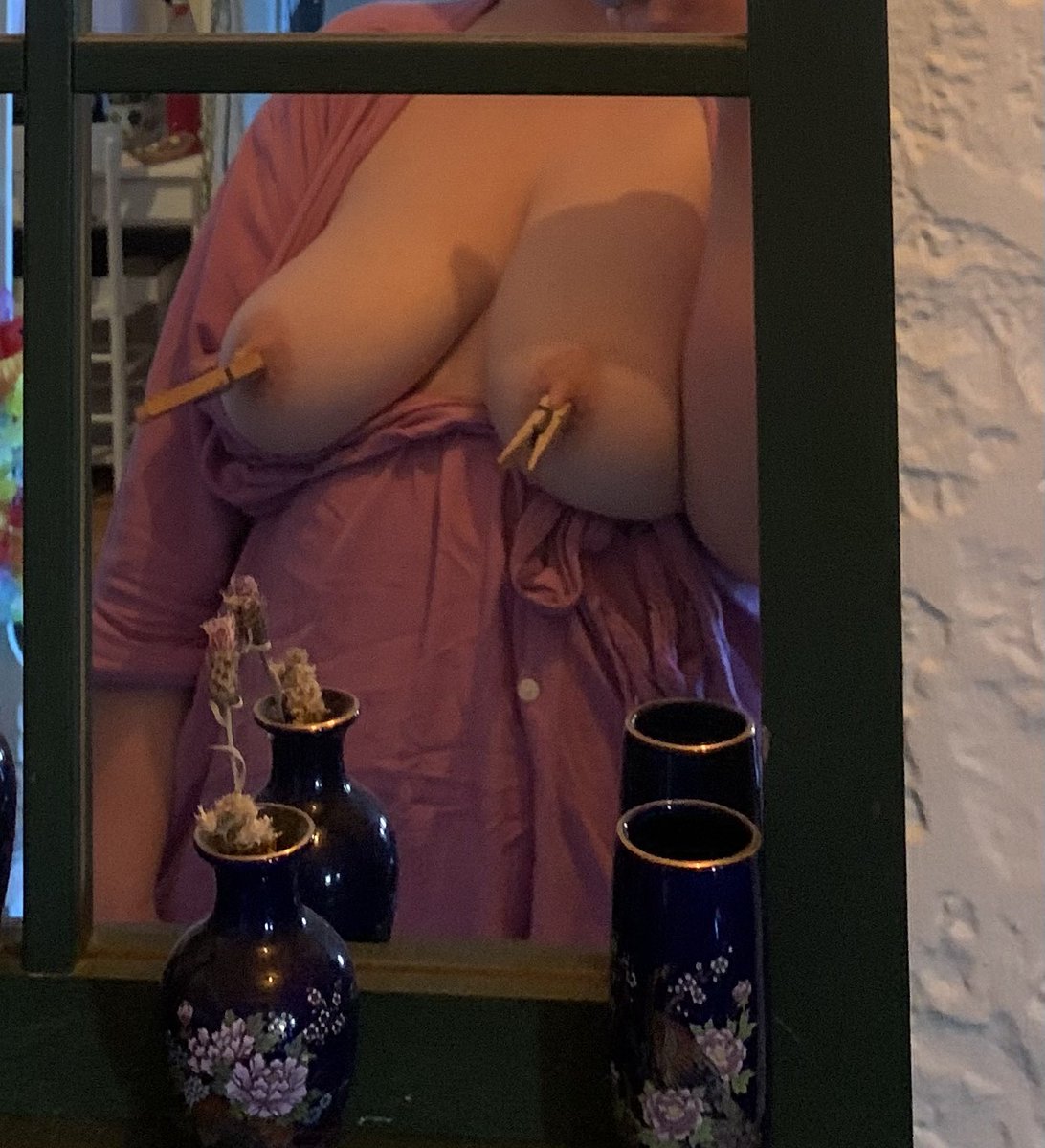 Cute Nipples tweet media