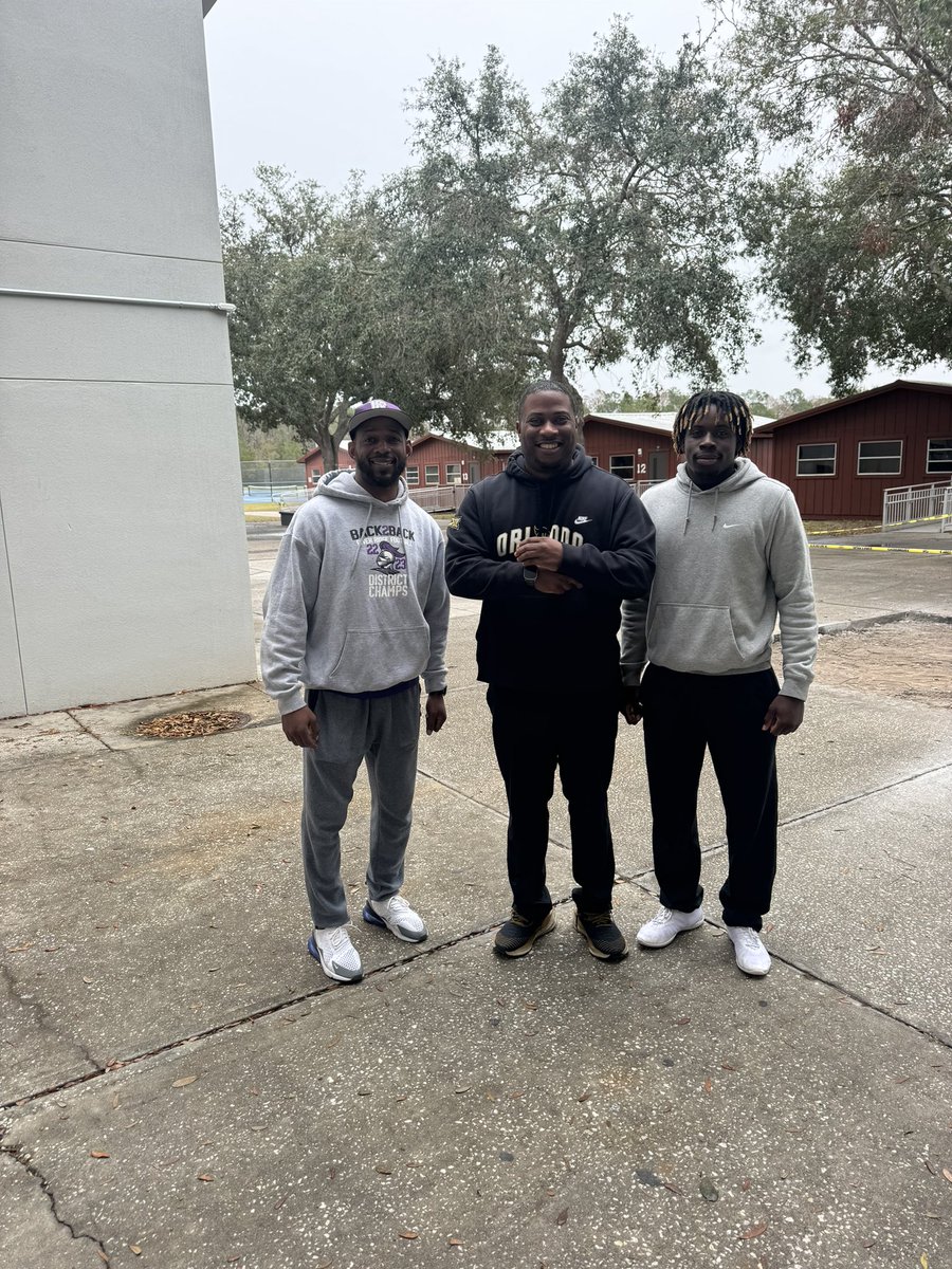 Fred Reid (@fred_reid32) on Twitter photo βThank you, <a href="/JerisMcIntyre/">Jeris McIntyre</a>, from <a href="/UCF_Football/">UCF Football</a>, for stopping by <a href="/KnightsRRHS/">2025 River Ridge Knights Football</a> to check on our student athletes. Hereβs a throwback of me and Jeris during our college playing days. <a href="/HailStateFB/">Mississippi State Football</a> <a href="/AuburnFootball/">Auburn Football</a> βThank you, <a href="/JerisMcIntyre/">Jeris McIntyre</a>, from <a href="/UCF_Football/">UCF Football</a>, for stopping by <a href="/KnightsRRHS/">2025 River Ridge Knights Football</a> to check on our student athletes. Hereβs a throwback of me and Jeris during our college playing days. <a href="/HailStateFB/">Mississippi State Football</a> <a href="/AuburnFootball/">Auburn Football</a>