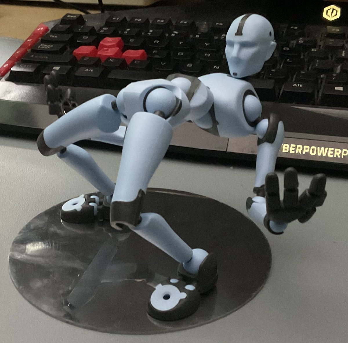 hyperdragondx95's tweet image. this is 9001% superior