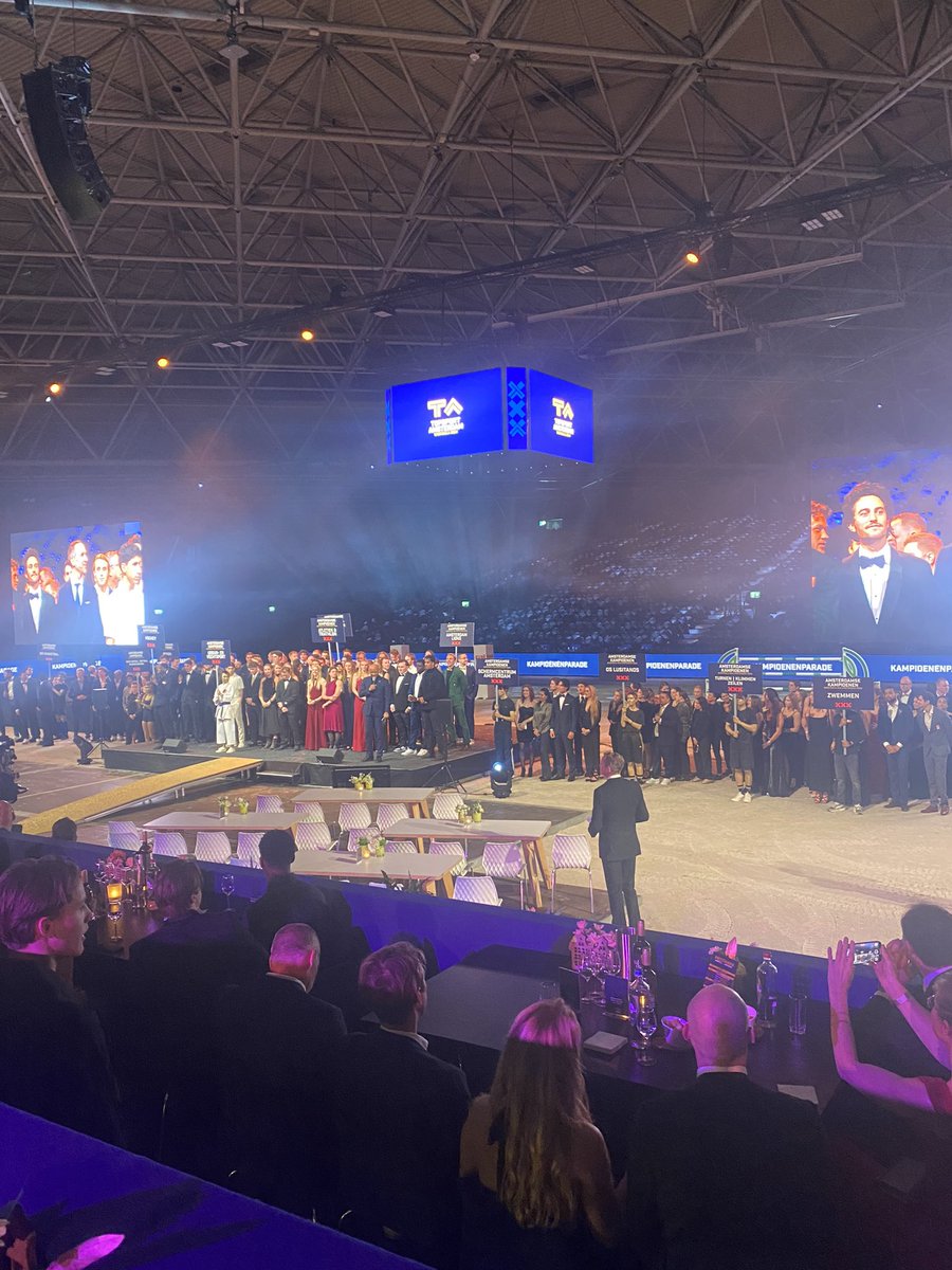 Sportverkiezingen gemeente Amsterdam, 3x3 basketballers (Worthy de Jong, team en coach) grote winnaars, sportvrouw Karolien Florijn skiff. De Dolfijn en Fighting Nabil genomineerd voor topsportvereniging. Ook Nieuw-West.