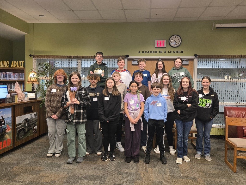 MMS held its annual spelling bee on Wednesday, January 22nd, and our students came prepared! Peytan Hill walked away our champion. Renner Shipley and Elia Poe will be our alternates! Congratulations to all!