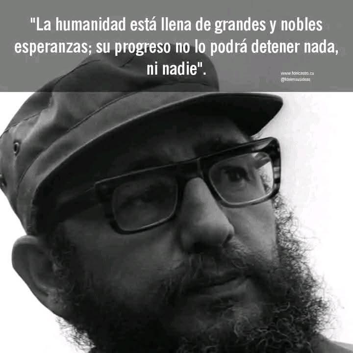 #FidelViveEntreNosotros 
#FidelEnUnaFrase 
#FidelEsRevolución