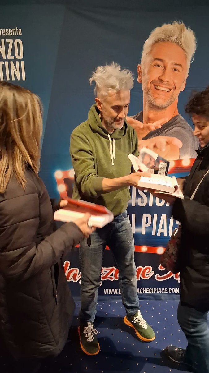 marika_marone's tweet photo. L'incontro con #vincenzoschettini un enorme tripudio di emozioni #lafisicachecipiace https://t.co/ELoDlwWlBr