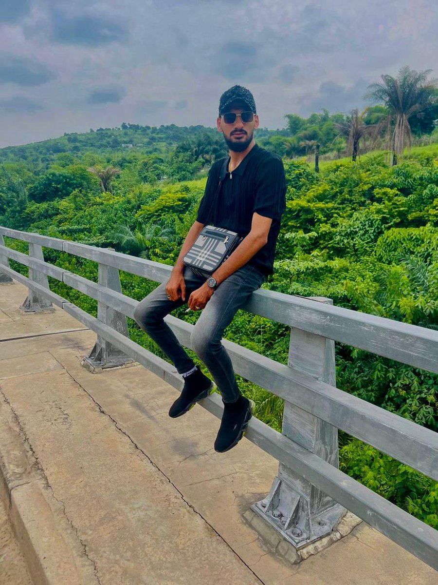 AbdullahAbkarim's tweet photo. It's my birthday♥️♥️♥️🎁 https://t.co/Wi1pyrsPYs