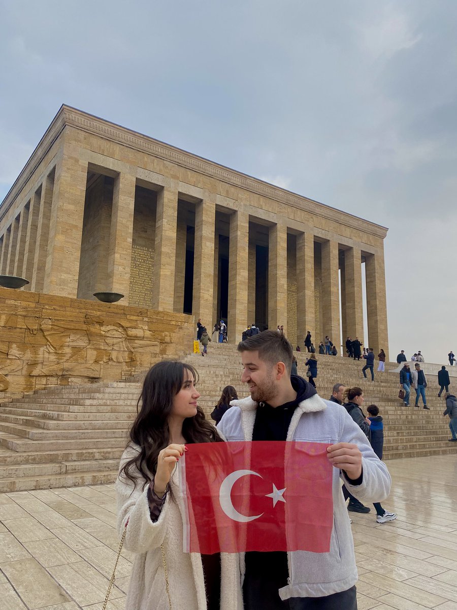 sulesancarr's tweet photo. Hayalini kurduğumuz yerler sırayla anıların arasında yerini alıyor 🤎 https://t.co/P6FF59CZOW