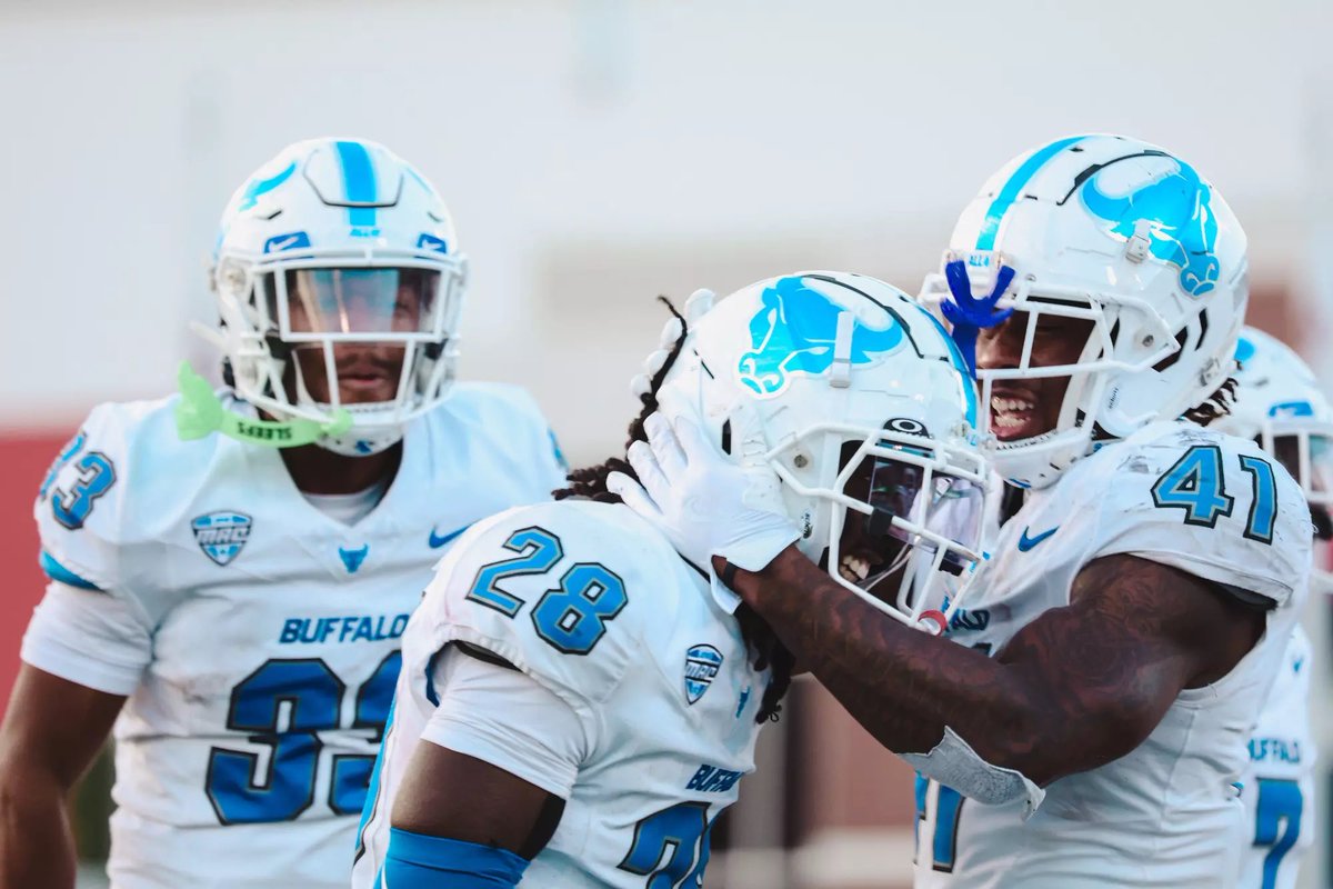 Blessed to have earned an offer from The University at Buffalo!! <a href="/CoachMorris_/">Adam Morris</a>  #UBhornsUP #AGTG