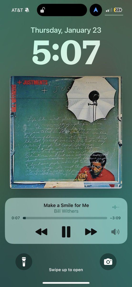 la eternal tweet media