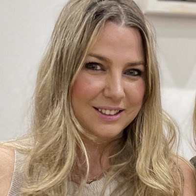 larubiadeflash's tweet image. #NuevaFotoDePerfil