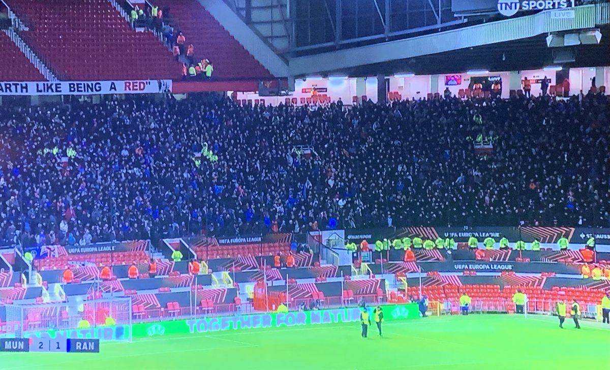 Paddy Power tweet media