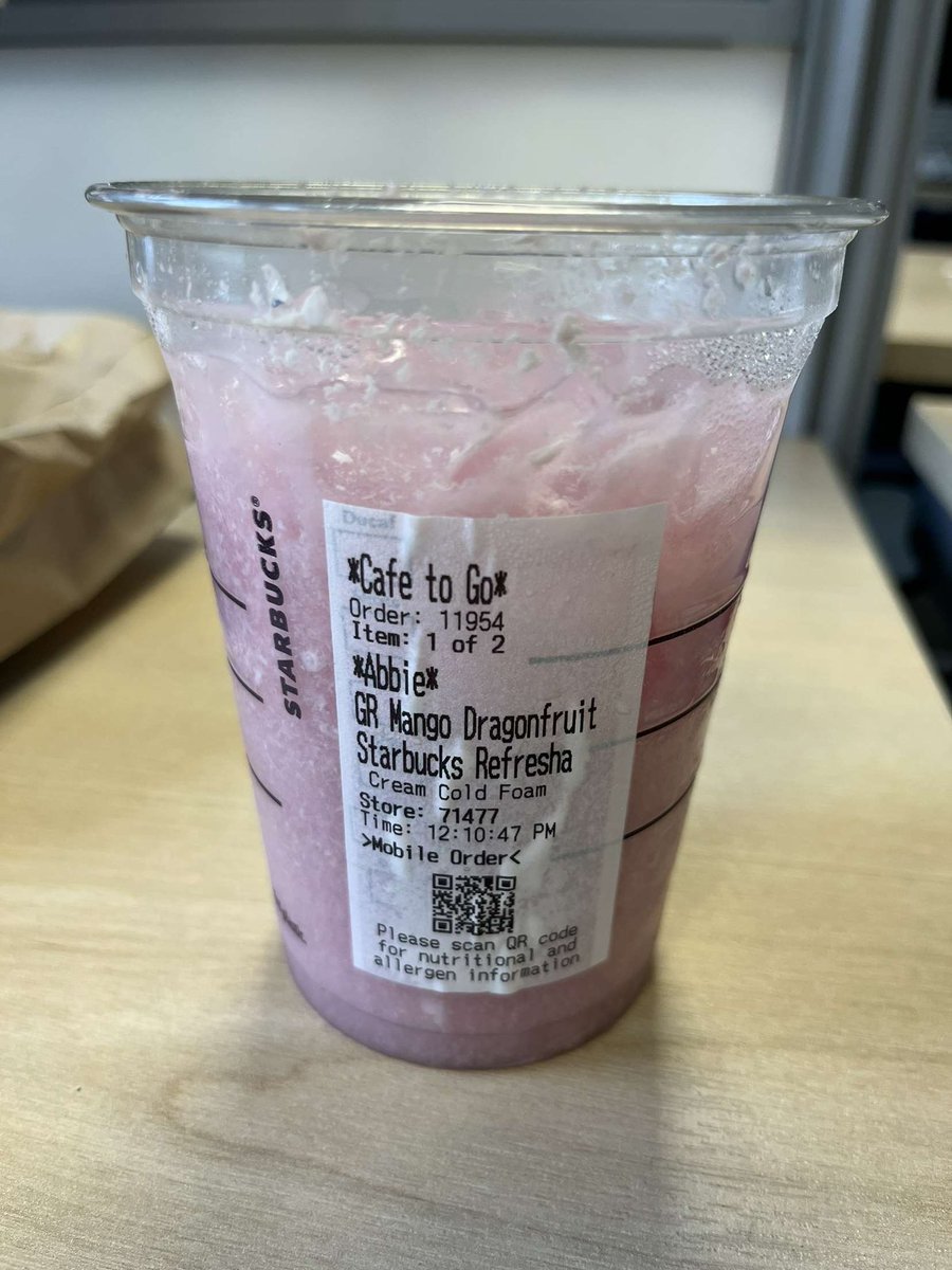 H_olliee's tweet photo. @StarbucksUK bought a drink earlier and it all separated and tasted like coconut when I didn’t order coconut! Texture was awful I couldn’t drink it https://t.co/5RG2vRDoUl