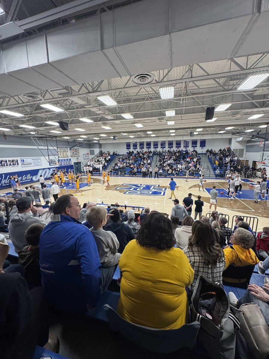 FocalFlip tweet media