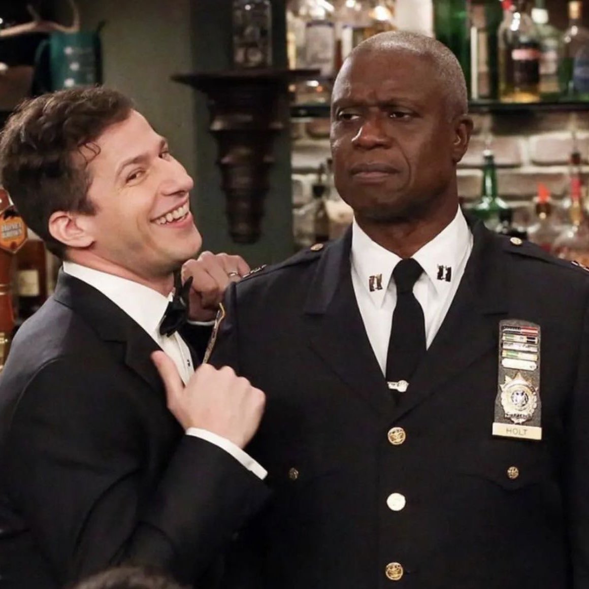 buddiesheart's tweet photo. same relationship, different show https://t.co/RkRsAHhYwC