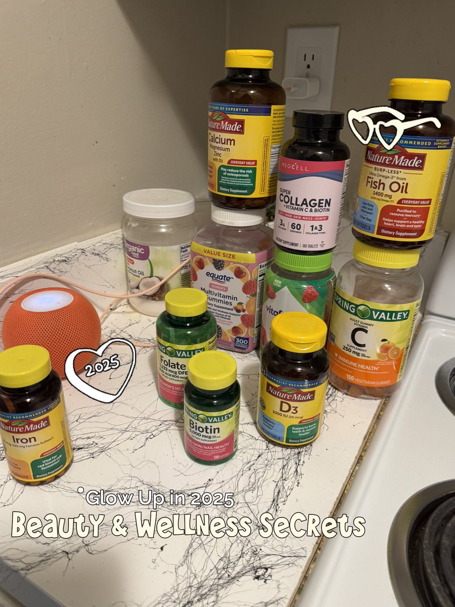 theetechsiren's tweet image. Fueling my body with the right supplements to start the day strong. 💊✨ Staying on top of my health goals, one dose at a time. #WellnessJourney #HealthyHabits #TechForHealth #GlowUp #SelfCare