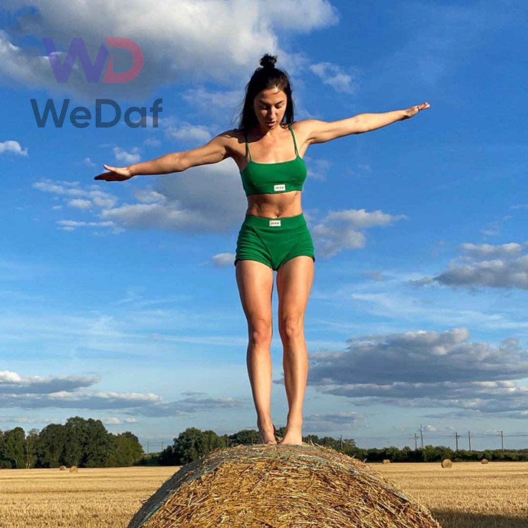 ComWedaf64607's tweet photo. Irina: The Jewel of Kindness and Warmth 💎✨

Meet Irina, 38—a talented jewelry master who embodies the true sparkle of kindness and compassion. 💖✨

#OnlineDating #Dating #Love #Relationships #FindingLove #DatingSite #Meeting #Wedaf.com #wedaf #Romance #CoupleGoals #DatingApp https://t.co/wlrXE0R9ds