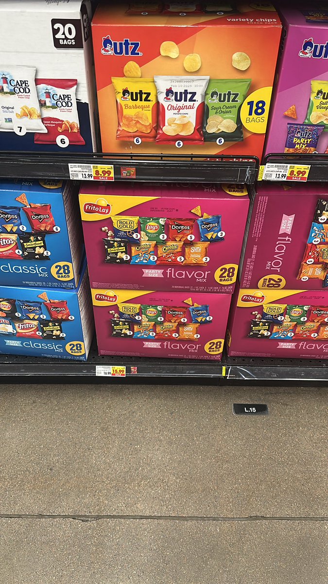 Do these come with a house in the desert on a lake? <a href="/jimrome/">Jim Rome</a> 

#jimromeonx