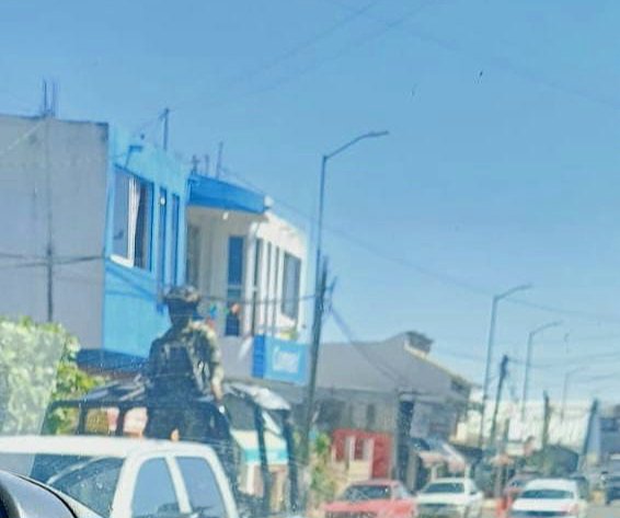 arpa8a's tweet photo. Cuajinicuilapa, Gro.- Trascendió la versión de que el director municipal de Cultura, Miguel Ángel Ventura Medel, fue privado de su libertad esta mañana por sujetos armados, afuera de su domicilio en la colonia Las Lomas...👇🏽
https://t.co/MUPxTqP4tF https://t.co/r94CWhJVx0