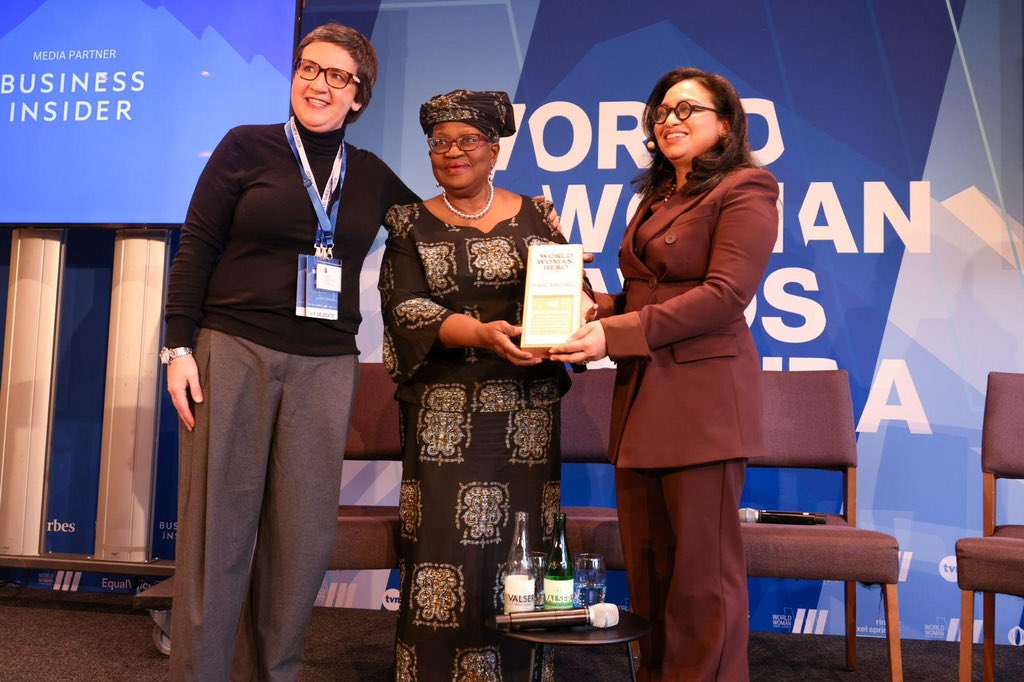 NOIweala's tweet photo. Honored to receive the World Woman Hero Award from the World Woman Foundation at a ceremony in Davos. Thank you for this wonderful surprise. Appreciate the work you are doing through the LaunchPad and the fund on empowering women. Thanks also to CEO @rupadash! @worldwomanfund https://t.co/kZGVJ4QzNN