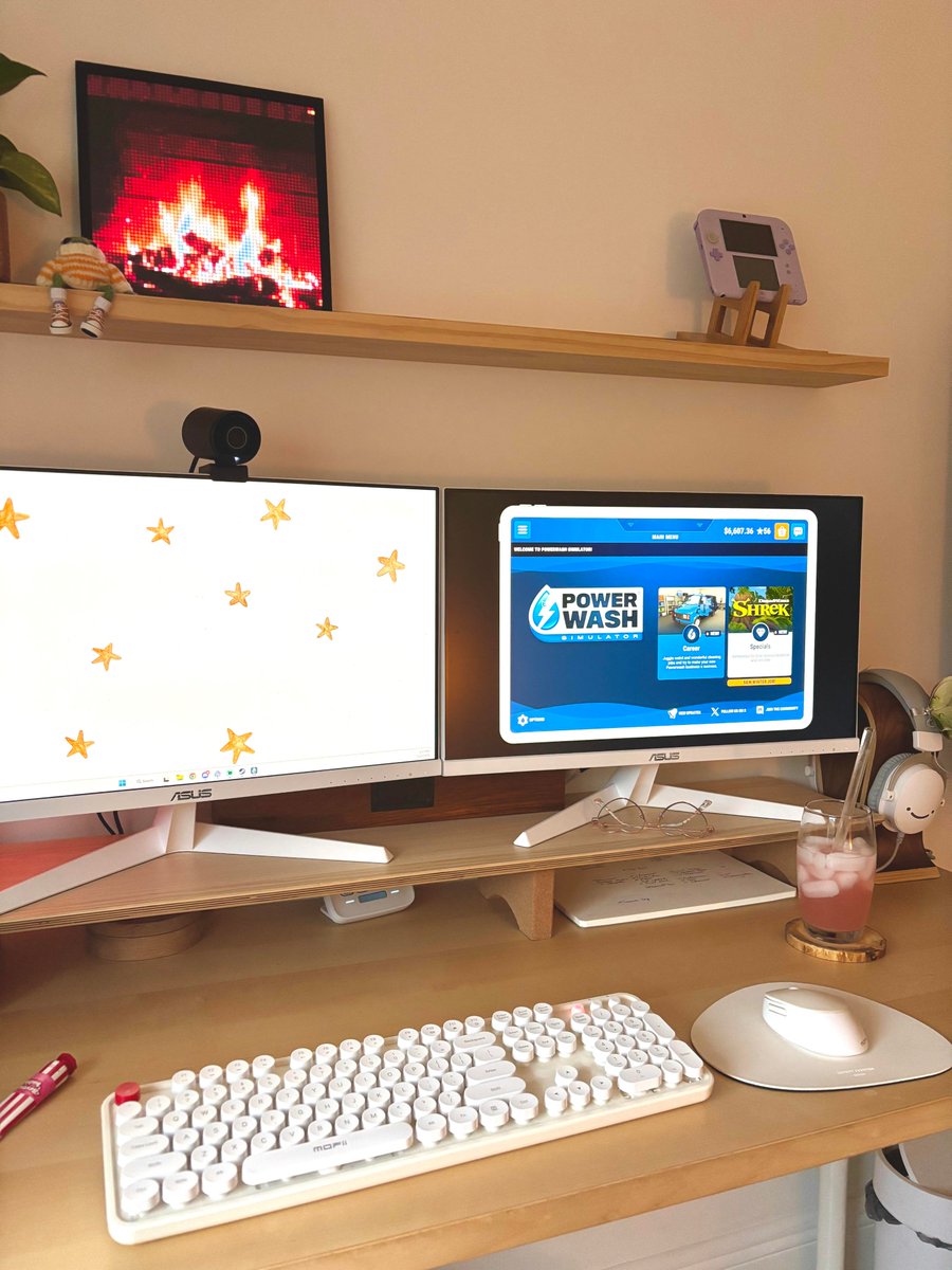 cozygamenight's tweet photo. live on twitch now 🏵️ soft &amp; cozy stream - chatting and playing powerwash simulator https://t.co/dLS8SWsJsZ https://t.co/6CPxrbYKWa