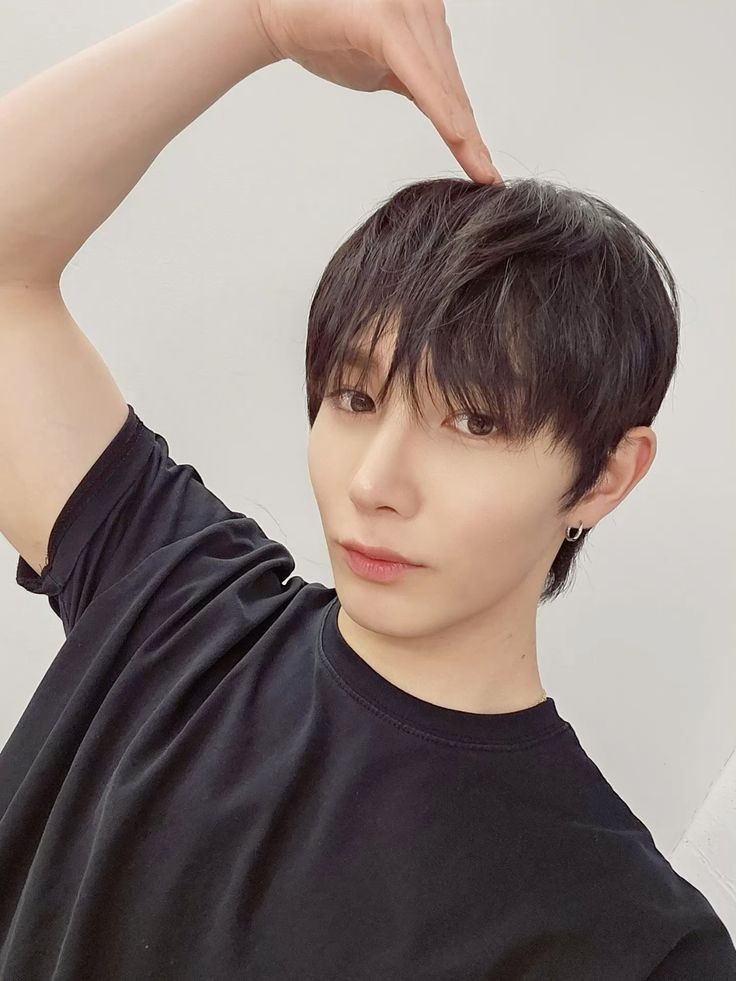 arrcprotection's tweet photo. ARRCERS! In support of ziwoo and ARrC, we will upload the following tags: 

#OurPrideKimZiwoo #WeLoveYouARrC

Post photos, texts, videos accompanied by tags and show your love and support for ARrC! https://t.co/Xn9J0EGjXe