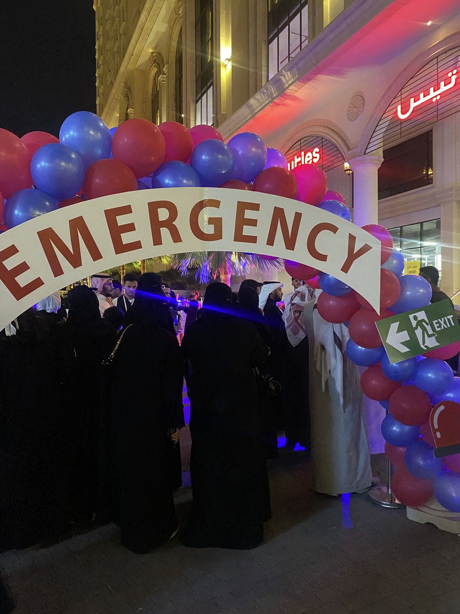dt_seem's tweet photo. يوم أكثرر من رائع ❤️❤️ 
وسُعدت بمشاركتي في ركن التغذية العلاجية ليوم الطوارئ ✨ 

#EMERGENCY_DAY 
#AMSC_FAMS 
#AMS https://t.co/zObgToMU0Z