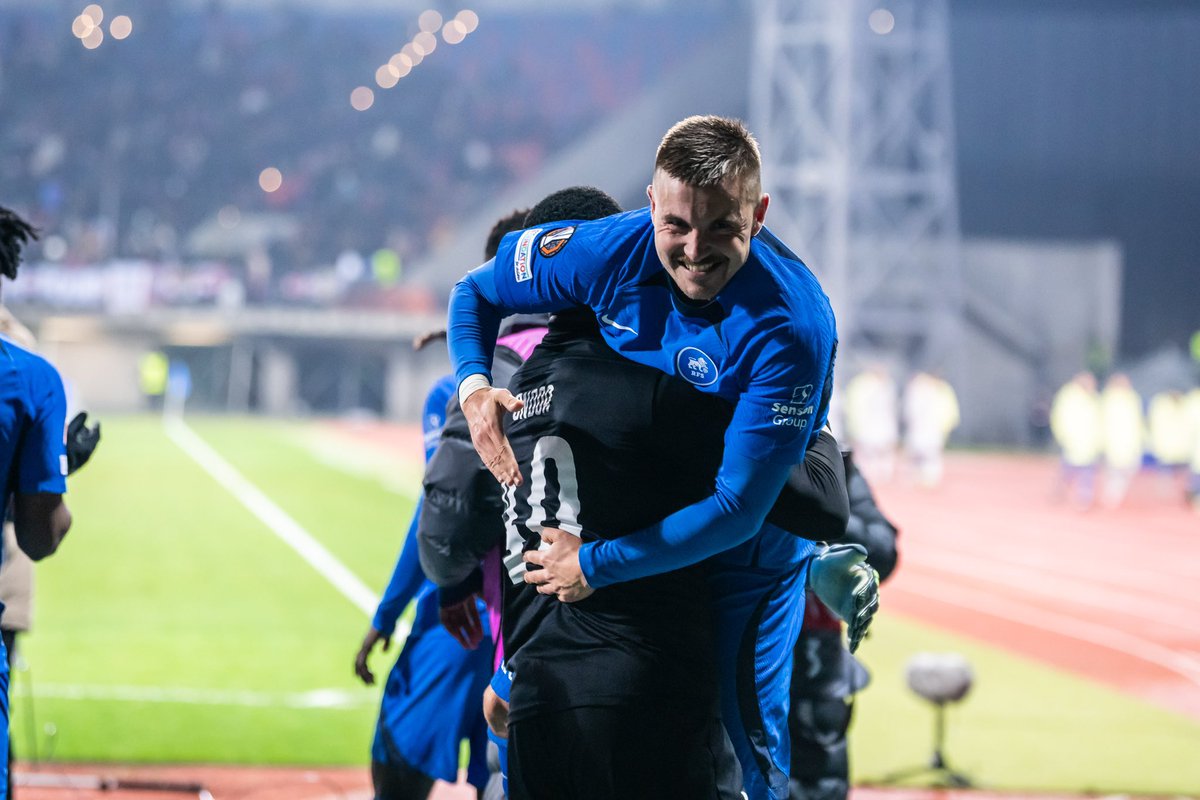 RFSDaily's tweet photo. 🥹 KAS PAR VAKARU! KAS PAR EMOCIJĀM! KOPĀ MĒS RAKSTĀM VĒSTURI! 💙🤍 https://t.co/IQsCRdzLaT