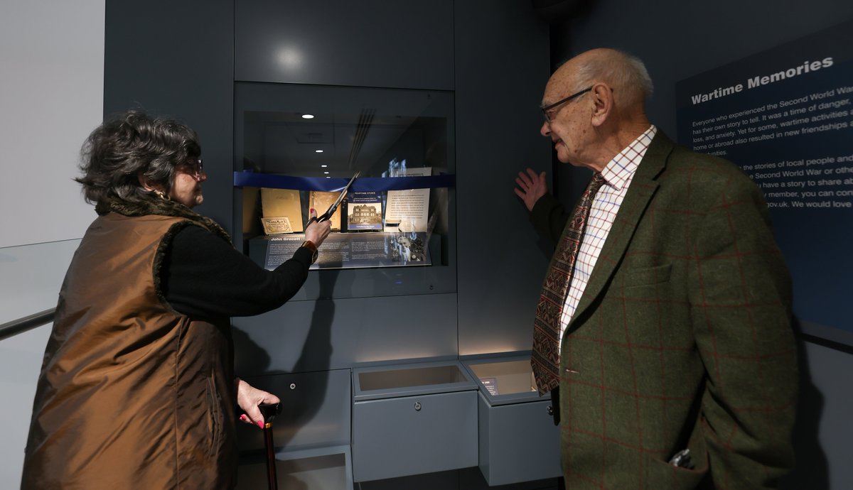 Pete Stonier 📸 (@whitehillpete) on Twitter photo Unveiling of the John Grocott Gallery at
<a href="/PotteriesMuseum/">The Potteries Museum & Art Gallery</a>
to commemorate the work of the plastic surgeon in the treatment of over 3000 servicemen during WW2 at Stoke Royal Infirmary whilst still undertaking general operations.
<a href="/WeightmanPR/">Ian Weightman</a>
<a href="/PaulWilliams207/">Paul Williams</a> Unveiling of the John Grocott Gallery at
<a href="/PotteriesMuseum/">The Potteries Museum & Art Gallery</a>
to commemorate the work of the plastic surgeon in the treatment of over 3000 servicemen during WW2 at Stoke Royal Infirmary whilst still undertaking general operations.
<a href="/WeightmanPR/">Ian Weightman</a>
<a href="/PaulWilliams207/">Paul Williams</a>