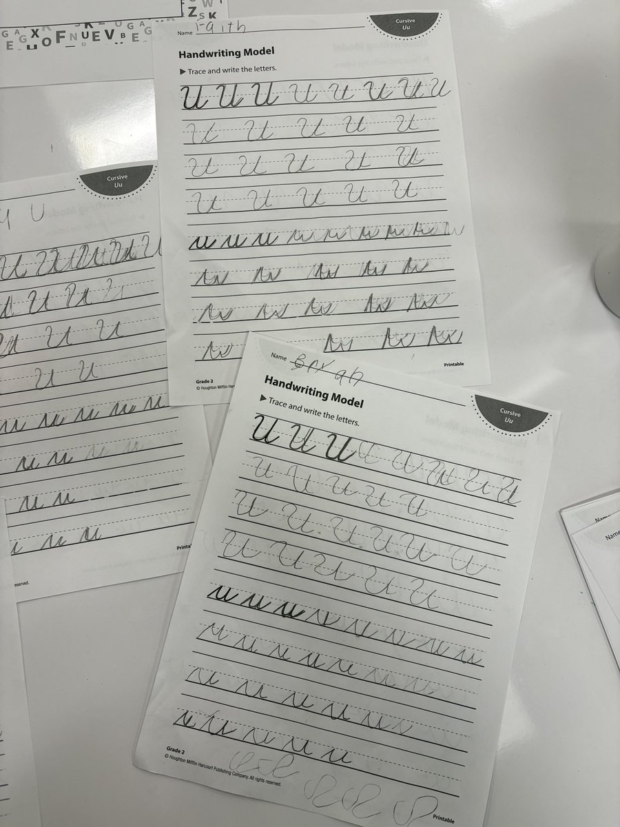 olivialeww_'s tweet photo. These 2nd graders have started cursive and are obsessed! A new skill, working progress!! 

Kiddos that want to write >>>>

#proudteacher #futurewriters 🤍✏️✨

@mwebsterbcps @flesbcps https://t.co/xHpraOtlPa