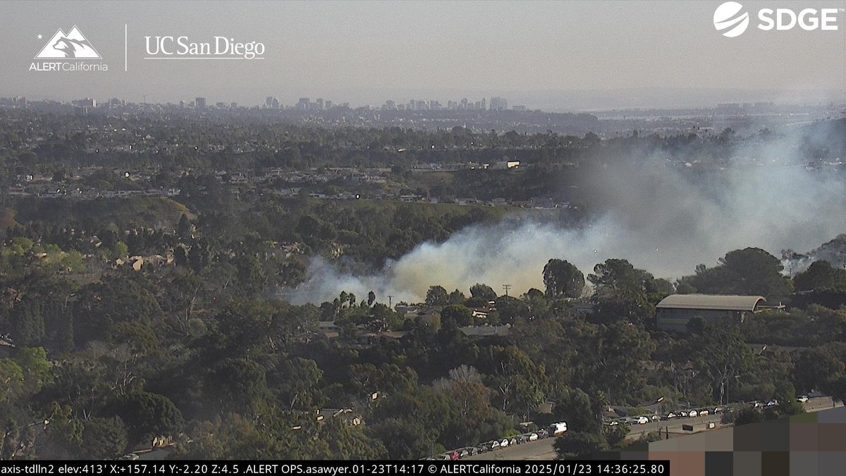 The #GilmanFire is another new start in San Diego County - this time close to home for our team. ALERTCalifornia's team is keeping an eye on this fire from our <a href="/UCSanDiego/">UC San Diego</a> TDLLN2 campus camera. See conditions live: bit.ly/3Cogzlw and look to <a href="/CALFIRESANDIEGO/">CAL FIRE/San Diego County Fire</a> for updates.