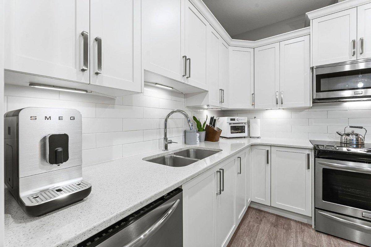 RyanParry's tweet image. Listing Address: 106 Cooperwood PL Southwest, Airdrie, AB T4B 3Y7
Listing Price: $625,000
Schedule a showing and request more information here: ryanparry.com/d8rb51g2