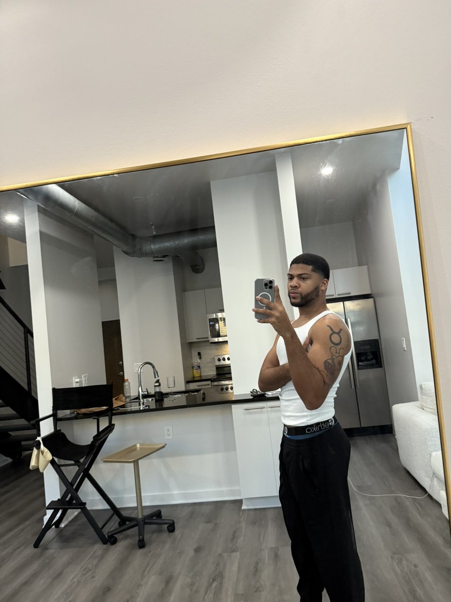 isaiahelii's tweet image. I get it 🤤