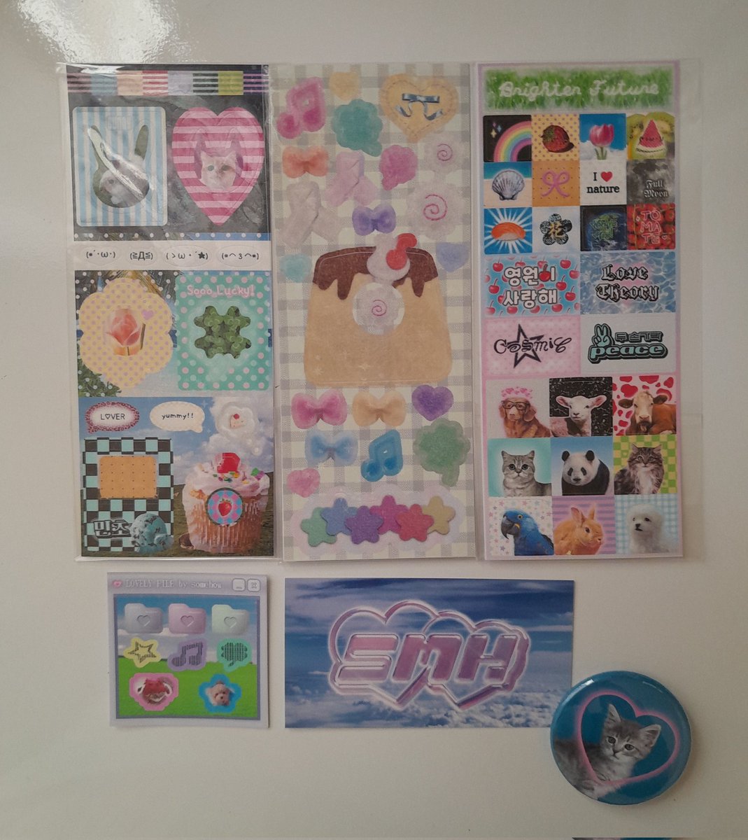 hinasell's tweet image. ︎ ︎ 📨 ︎◟𝑀ail . ⋆

feedback SUPER positivo para a @1002club | @somehow_com ! a hana foi uma querida em todo o processo da compra e embalou meu pedido com muito capricho, os adesivos e brindes são lindíssimos! mega feliz com a compra e espero fazer muitas outras 🫂🩷⭐️