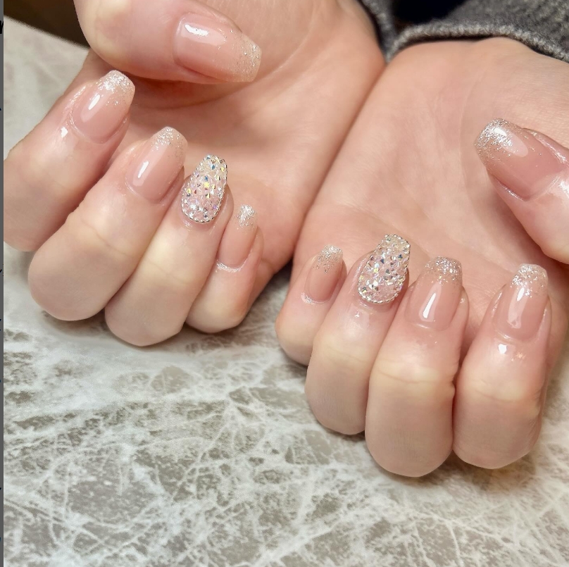 pureup0506's tweet photo. お客様ネイル💅
今月定額��� #ピクシーネイル
¥7000〜（120分）

#キラキラネイル #ピクシー #ピクシーネイル #ラメグラデ #ネイリティー #シアーフォーマルピンク #inity #バブリーコレクション #fluffy #三条市ネイル #三条市ネイルサロン  #グラデーションネイル #パラジェル #ココイスト https://t.co/6z16QXjdKa