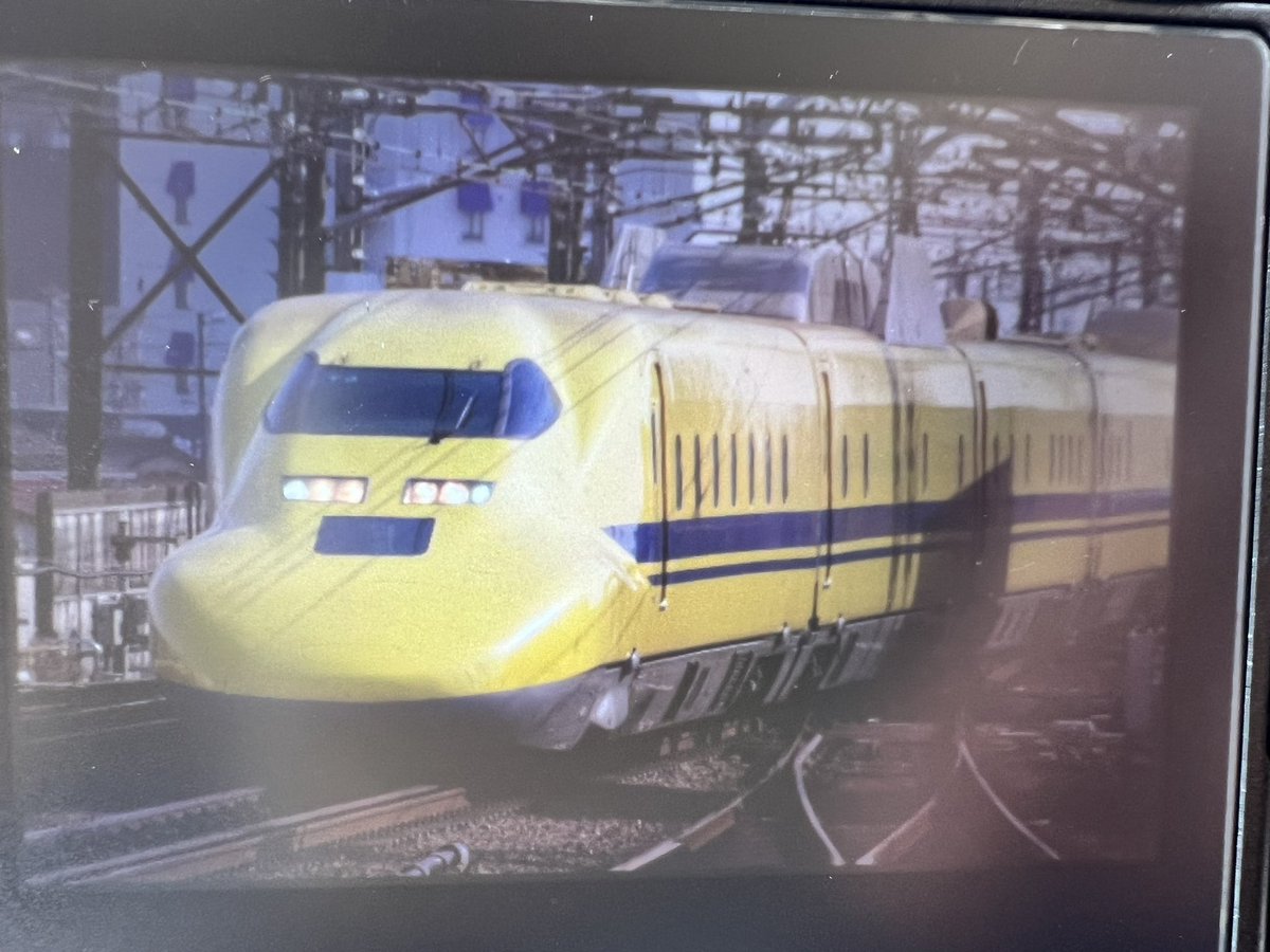 ドクターイエローT4編成、岐阜羽島駅通過