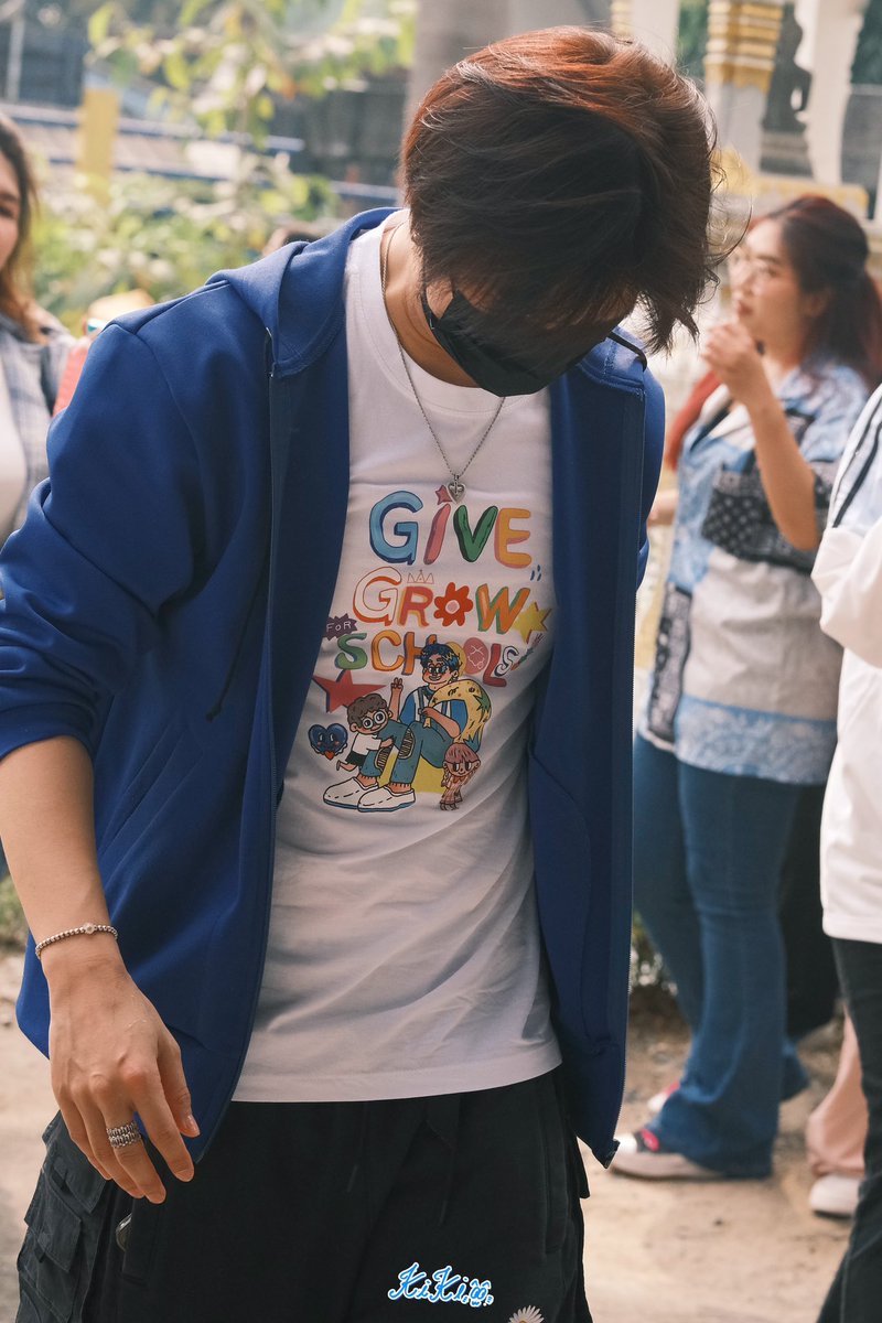 💙💙💙
BUILD BACK TO SCHOOL 
#BUILDGiveGrowForSchools
#BuildJakapan
#Beyourluve
<a href="/JakeB4rever/">BIU.</a>