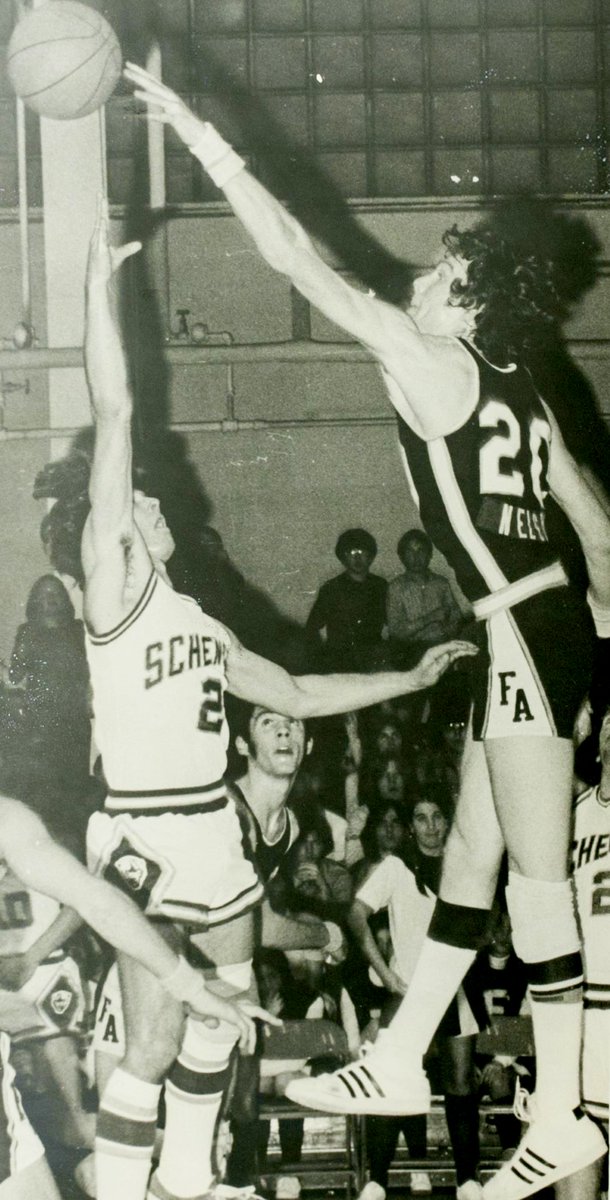 DaveAlbee's tweet photo. 50 years ago on Saturday Kevin Nelson scored a then @FoxcroftAcademy single-game record 47 points in the #OronoHighSchool gym. Read about Kevin and the Kevinettes in upcoming #newbook by @GlobePequot #highschoolbasketball #Mainebasketball #statechamps https://t.co/YzuDKtocTL https://t.co/3EdfDmae7U
