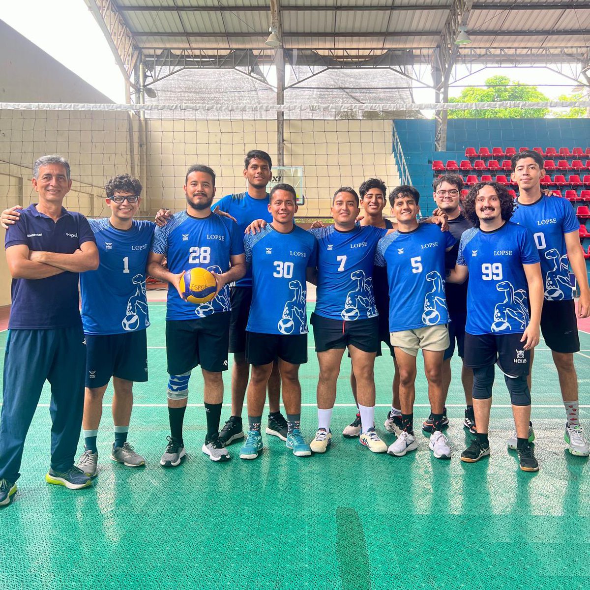 LDP_Espol's tweet image. ¡En marcha hacia la gloria! 🏐💪 

Nuestra selección de Volley Sala se prepara intensamente para los Juegos Nacionales Universitarios en Cuenca 📍

¡ Los mejores talentos universitarios se unen para llevar la pasión y el espíritu competitivo a la cancha 🏆!

 Vamos por el título!