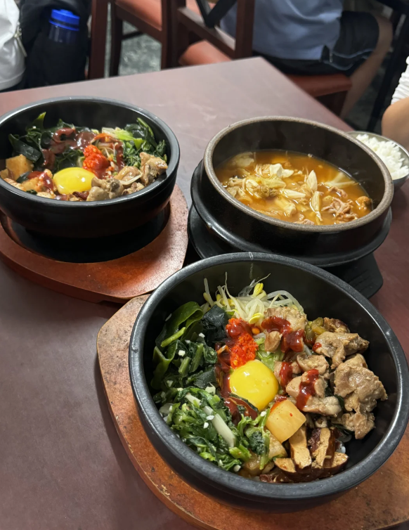 とても美味しい韓国風ビビンバです。😋