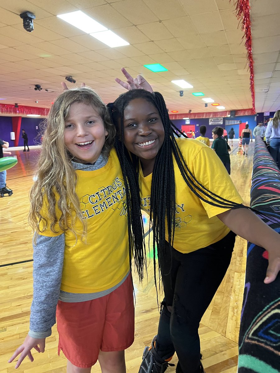 Andrea Monroe tweet media