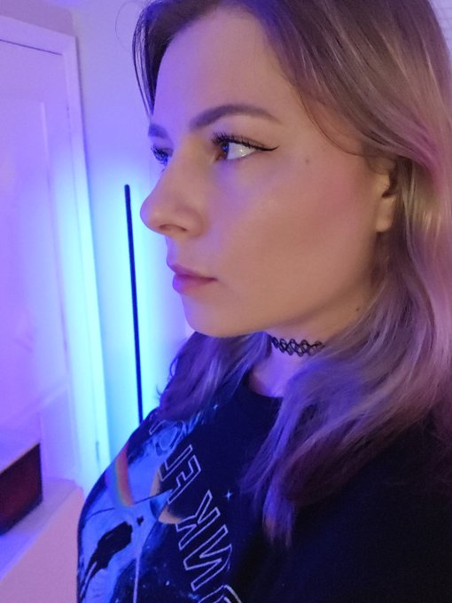 Watch 𝗔𝘀𝗶𝗿𝗶 🐙 𝗢𝗰𝗲𝗮𝗻 🌊's leaked NSFW photo on TwXstars