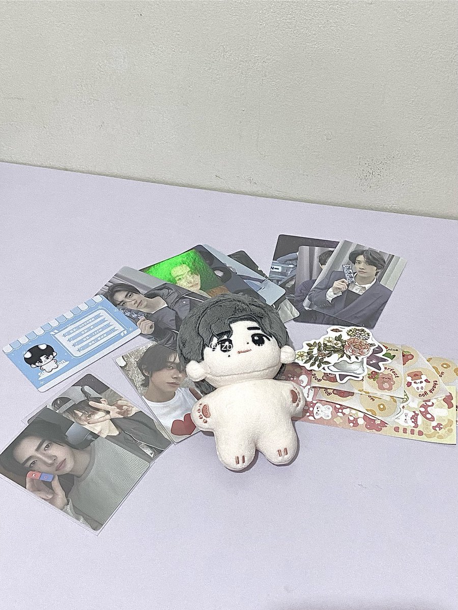 izbaekguu's tweet photo. 𓈒ㅤׂㅤ𐙚 ࣪ ⭒ #izbaebudols 📦💌
finally my dream hoon doll came home , didn’t expect the freebies sobrang dami huhu.
🛒: @rev_bns09
#revsfeedbacks https://t.co/GiZYZTuPQT