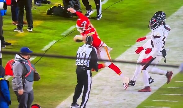 Cincy_Steve's tweet photo. @LABengalsFan My new nickname for him is Patrick Mafloppin'. https://t.co/MGLaESsD8b