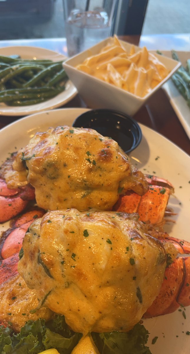 Vincescrabhouse's tweet photo. In case you didn't know if you should have Lobster tonight ..
Lobsters contain: Vitamin B12, get up on your Energy, One Lobster at a time π
#crabs #seafood #homemade #yummy #lunch #orderonline #catering #happy #foodie #balitmoreeats #grub #fallston #harfordcounty #carryout ... https://t.co/zY2OfysL8n