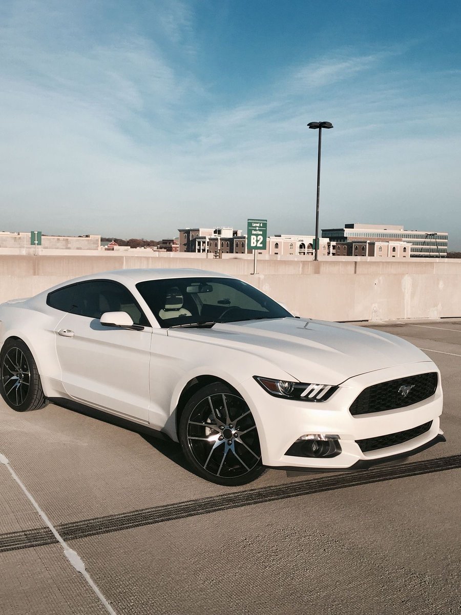 RudySyareme's tweet photo. "Your car is an extension of your personality." https://t.co/y93pmpuYLA
