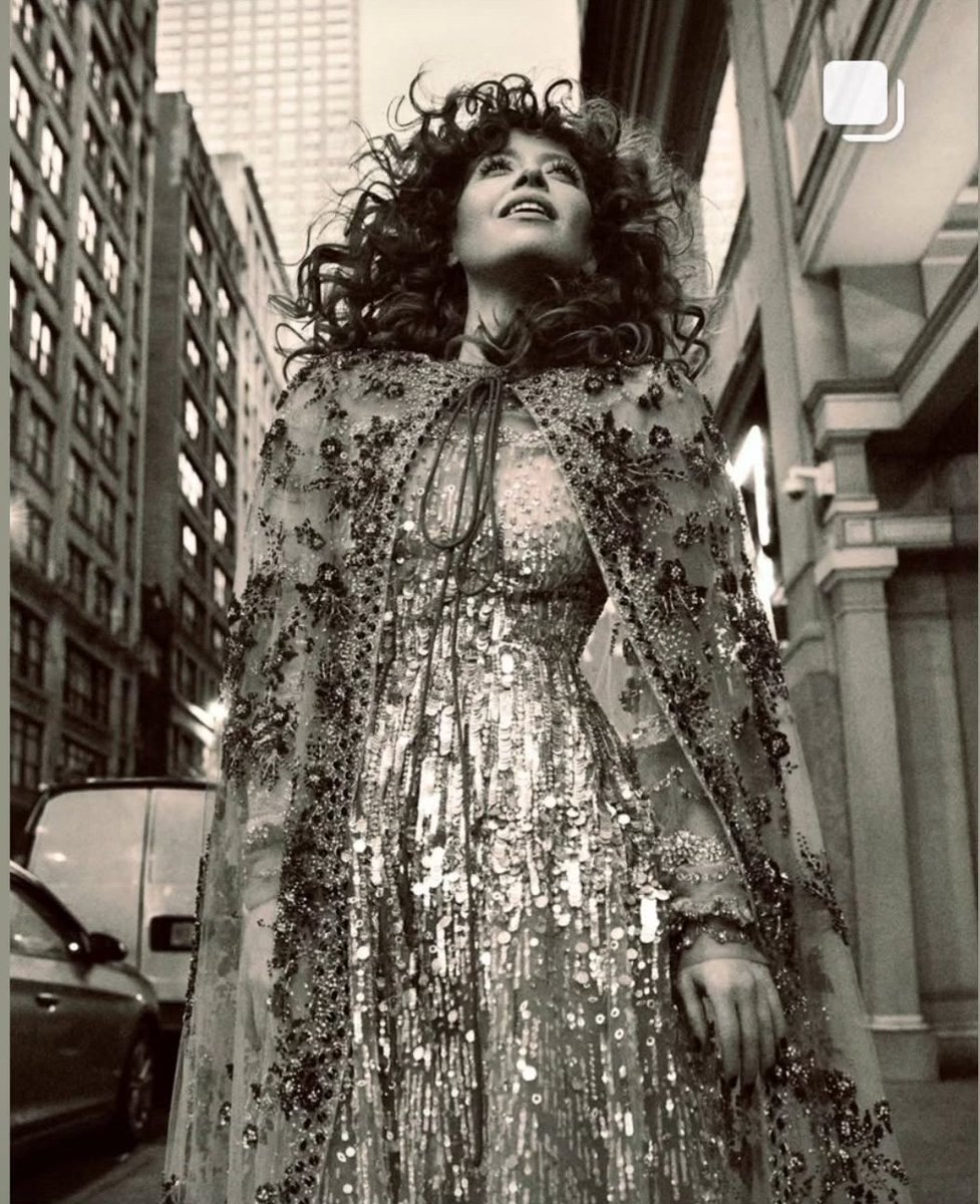 ginn233's tweet photo. #natashalyonne #VanityFair #fierceaf #Producer #director #actor #nycqueen 🔥🔥🔥♥️♥️♥️ https://t.co/20FGQ5acf8