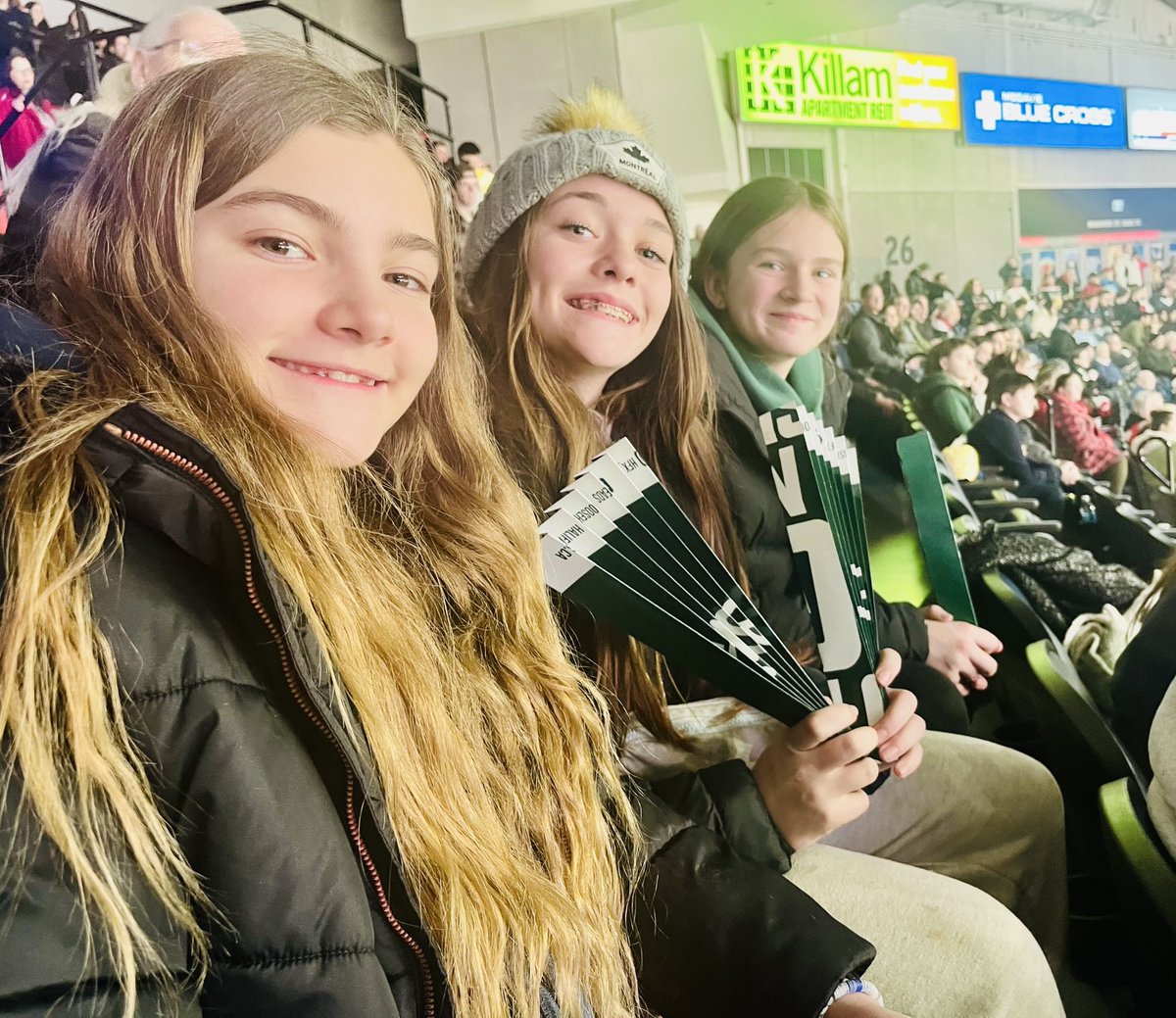 MsTarasMusic's tweet photo. Goal!!!!! #GoMooseGo 🏒❤️🏒 https://t.co/K5kMHVWTMp