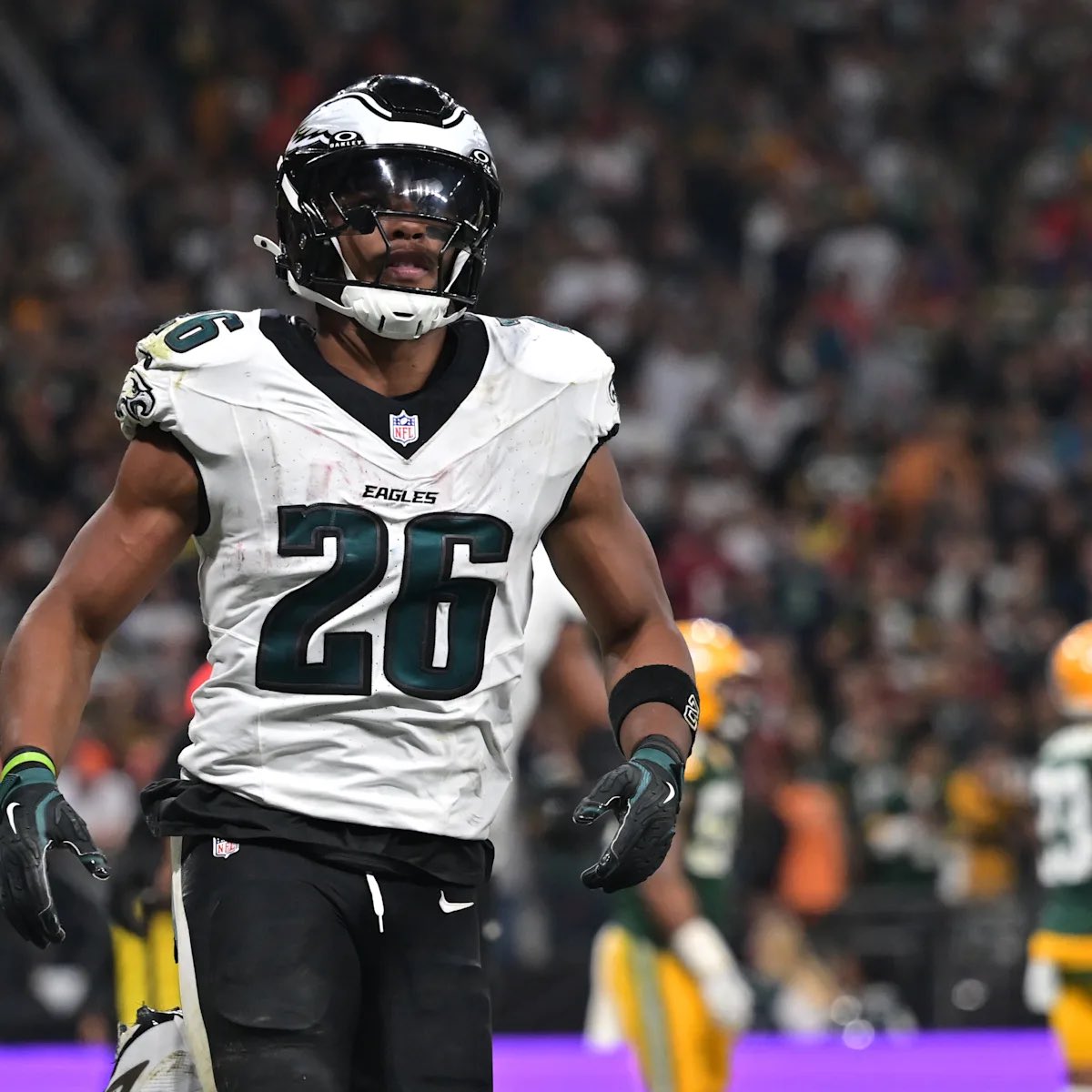 🚨🚨LEGENDARY🚨🚨

#EAGLES RUNNING BACK SAQUON BARKLEY IS 362 YARDS AWAY FROM HAVING 3,000 YARDS IN A SEASON.

NO ONE HAS EVER DONE THIS.

🤯🤯🤯

Barkley is having one of the best seasons of all time.