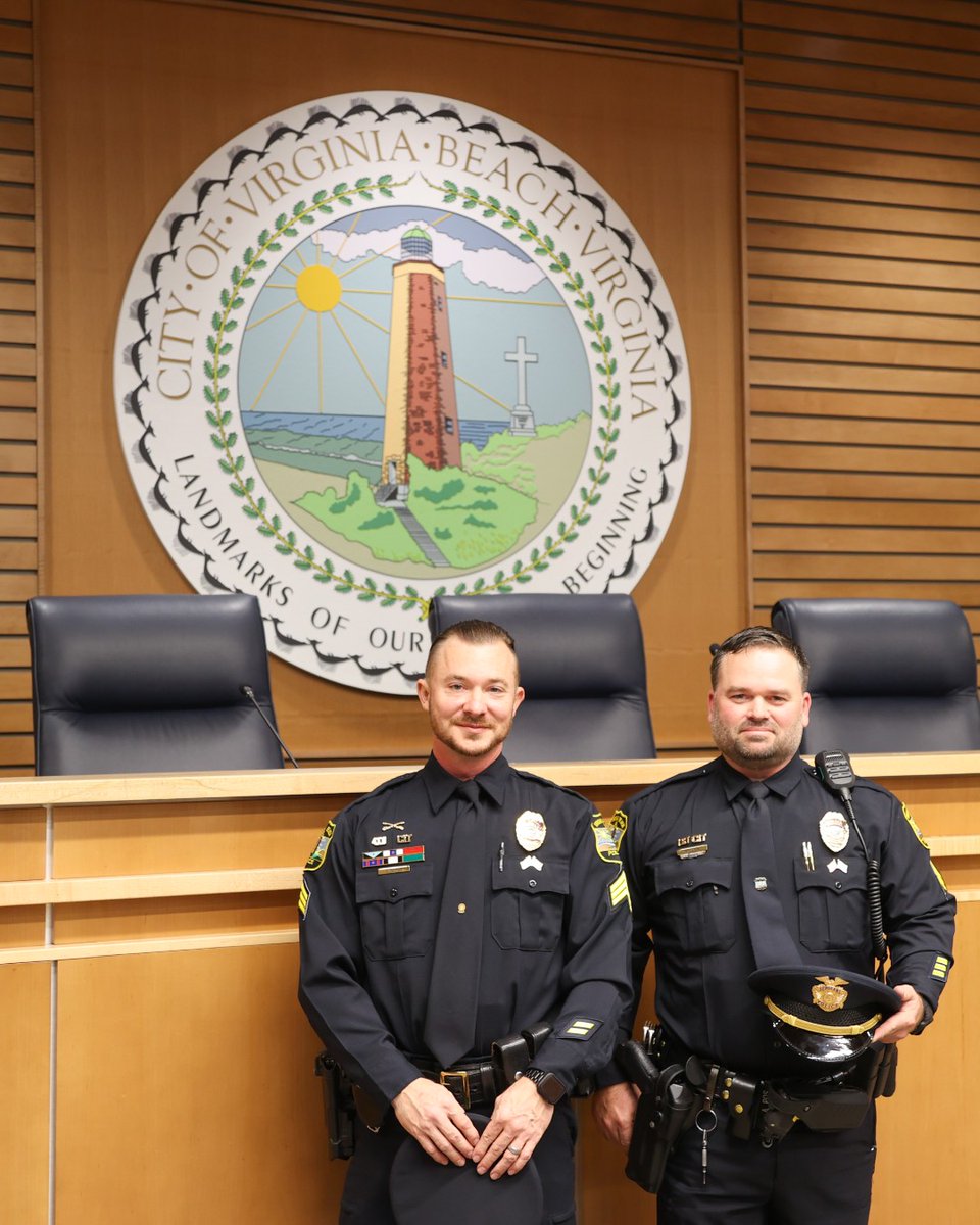 VBPD's tweet image. We gathered today for the swearing in and recognition of two #VBPD officers who were promoted to the rank of Sergeant: Sgt Morrow and Sgt Smith.

Read more ➡️ linkedin.com/posts/city-of-…

#VirginiaBeach #VB #Police #Virginia #WeHireVets  #HamptonRoads #ThankYouForYourService